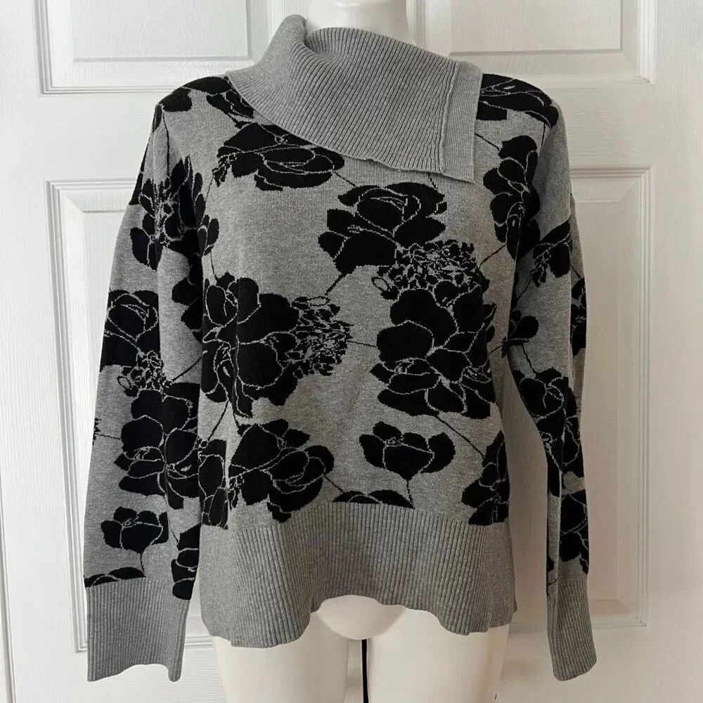 Liz Claiborne Rose Knit Sweater